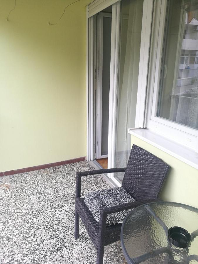 Pretty Big Double Bed Room With Balcony Split Eksteriør bilde